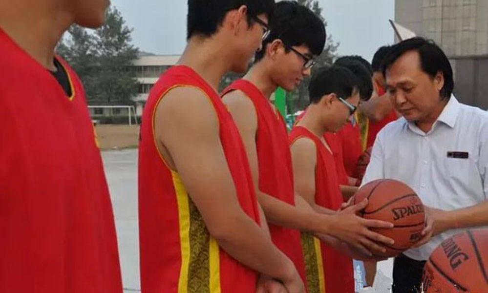 2015年河南科隆集团“迎国庆”篮球赛